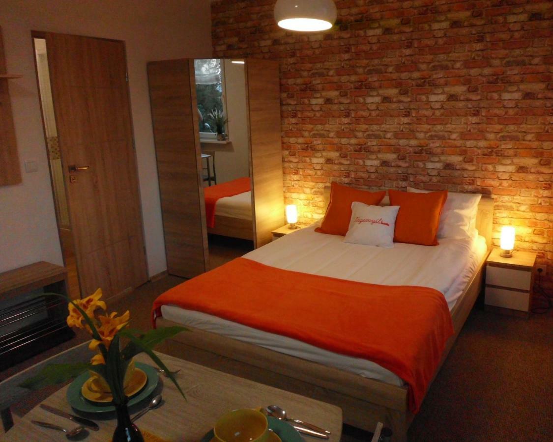 Ares Apartments Пжемысл Экстерьер фото